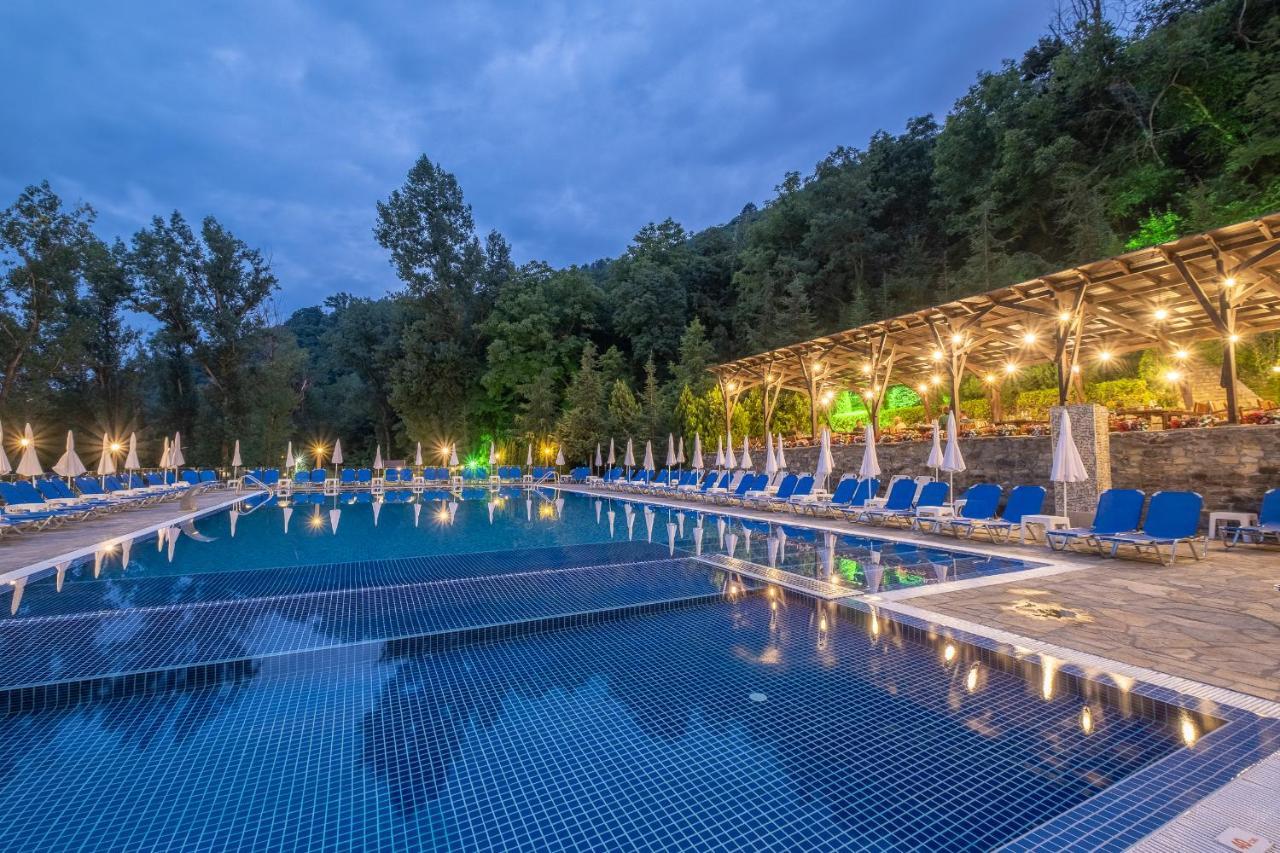 Park Hotel Asenevtsi 벨리코 터르노보 외부 사진